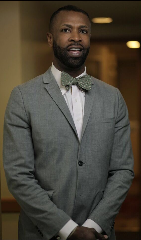  Dr. Christopher Johnson, MD 